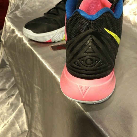 Kyrie 5 Just Do It - Size 12- Crisp and Clean main image 11